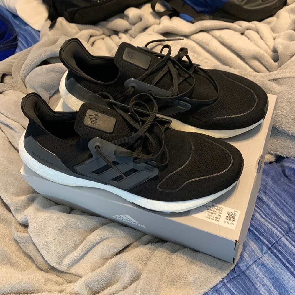 Adidas ultra boost 22